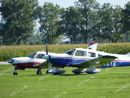 Piper PA 28 auf der Abstellfl?che