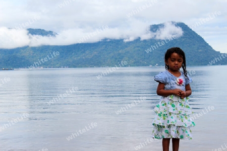 Indonesian Girl, Lake Maninjau 