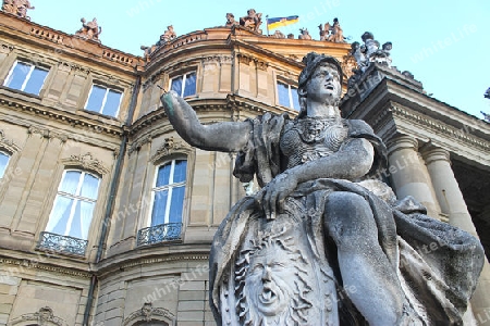 Statue Neues Schloss