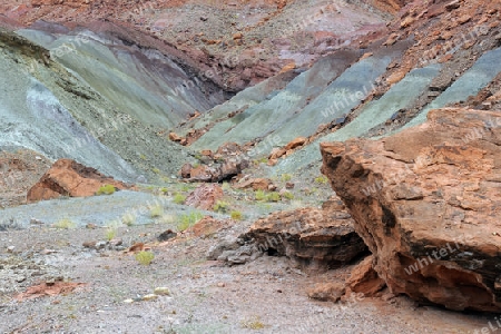 von Kupferoxid gruen verfaerbte Steine, Marble Canyon , Arizona, USA