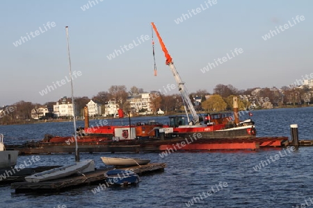 Shiffskran auf der Alster, Hamburg