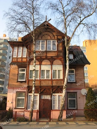 Altes Haus mit Holzelementen