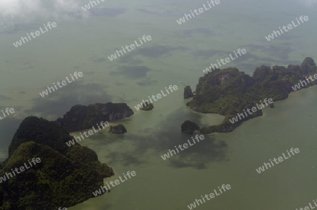 Die Landschaft von Ao Phang Nga nationalpark bei der Insel Phuket im sueden von Thailand in Suedostasien.