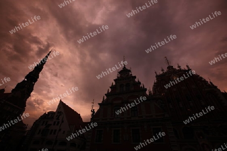 Das Schwarzhaeupterhaus am Rathausplatz in der Altstadt in Riga, Lettland  