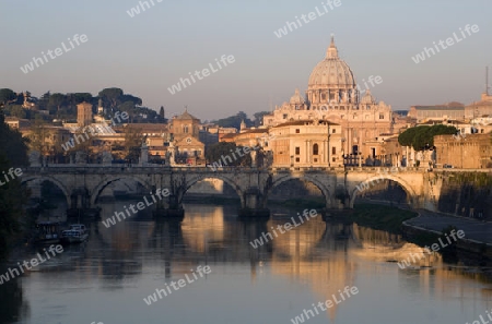 Rom - Peterskathedrale am morgen