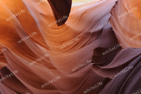 Gesteinsformen, Farben und Strukturen im Antelope Slot Canyon, Arizona, USA