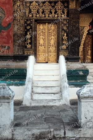 Der Tempel Xieng Thong in der Altstadt von Luang Prabang in Zentrallaos von Laos in Suedostasien. 