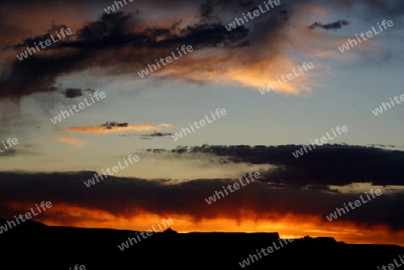 Himmel zum Sonnenuntergang