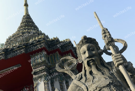 Die Tempelanlage des Wat Pho in der Hauptstadt Bangkok von Thailand in Suedostasien.