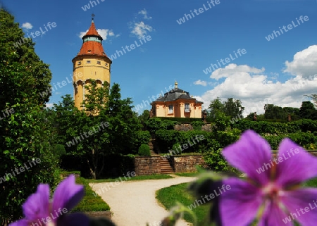 Wasserturm und Schloss Pagodenburg Rastatt