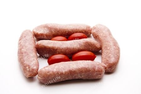 Bratwurst mit Tomaten