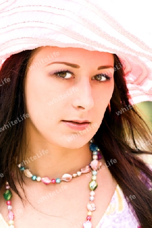 Frau mit Hut 