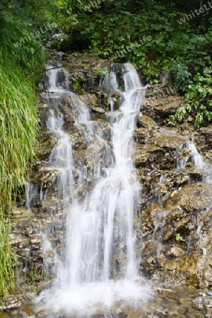 Kleiner Wasserfall