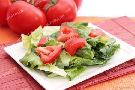 römersalat mit tomate