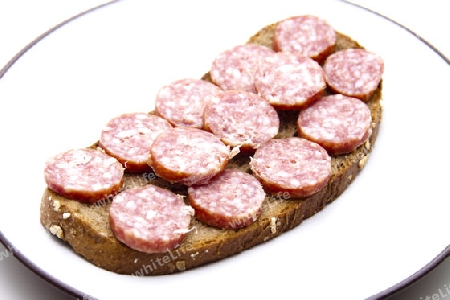 Wurst mit Brot