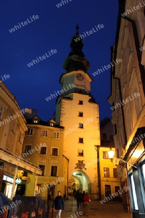 Europa, Osteuropa, Slowakei, Hauptstadt, Bratislava, Altstadt, Michalska Strasse, St Michaels Turm, Gasse, Sommer,  