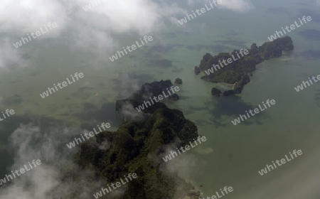 Die Landschaft von Ao Phang Nga nationalpark bei der Insel Phuket im sueden von Thailand in Suedostasien.