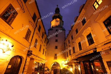 Europa, Osteuropa, Slowakei, Hauptstadt, Bratislava, Altstadt, Michalska Strasse, St Michaels Turm, Gasse, Sommer,  