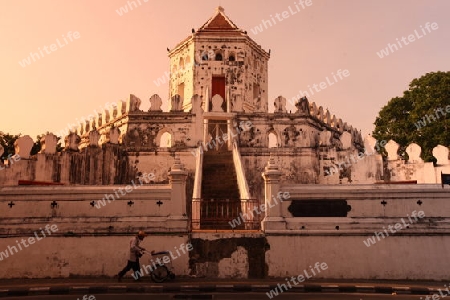 Das Fort Phra Sumen am Menam Chao Phraya Fluss im Historischen Zentrum der Hauptstadt Bangkok in Thailand. 