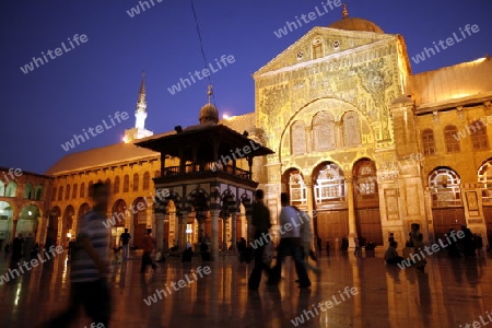 Asien, Naher Osten, Syrien, Damaskus,   Der Innenhof der  Omaijad Moschee im Souq und Altstadt von Damaskus in der Hauptstadt von Syrien. 