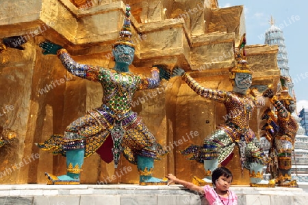 Die Tempelanlage des Wat Phra Kaew in Banglamphu in Bangkok der Hauptstadt von Thailand in Suedostasien.  