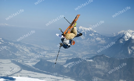 freestyle skiing