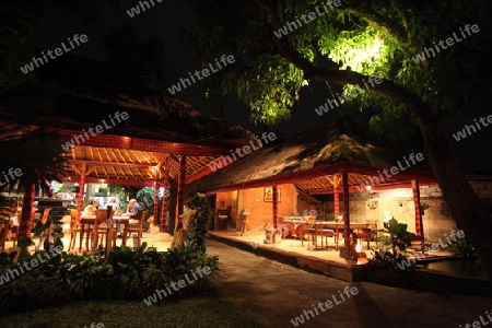 Asien, Suedost, Indonesien, Bali, Insel, Ubud, Zentrum, Restaurant, Hotel, Architektur, Cafe, Abend  (Urs Flueeler) 