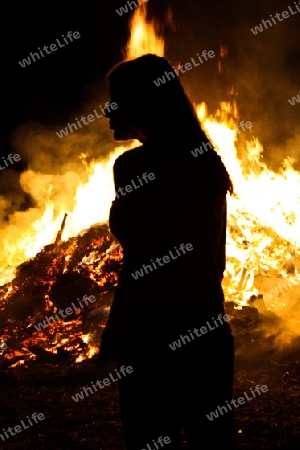 Osterfeuer  - Volkssitte um den Winter zu vertreiben