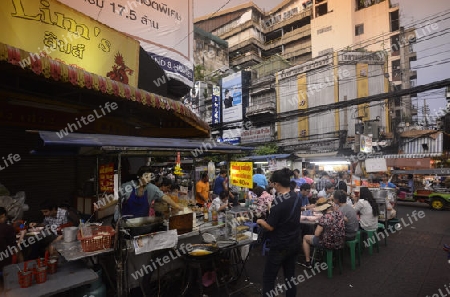 Der Alltag im China Town in der Stadt Bangkok in Thailand in Suedostasien.