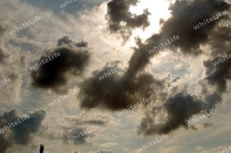 Schwarze Wolken