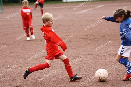 Kinderfu?ballspiel