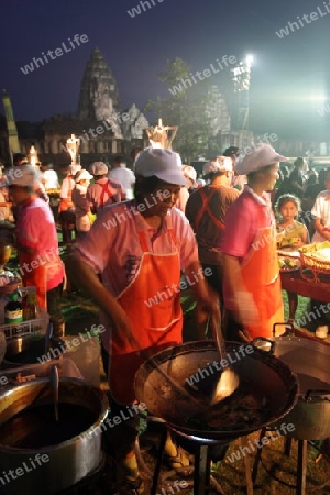 Die Khmer Tempel Anlage von Phimai bei Khorat in der provinz Nakhon Ratchasima im Nordosten von Thailand im Suedwesten von Thailand in Suedostasien.