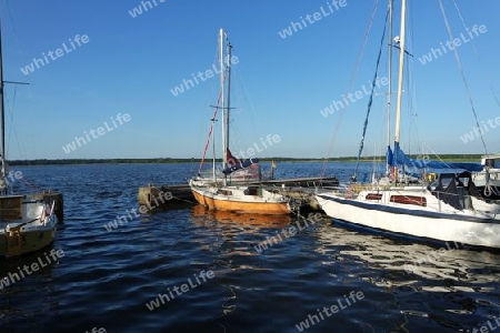 Segelboote am Haff