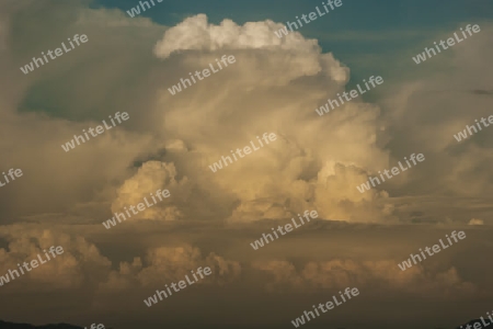 Wolken mit Gesicht