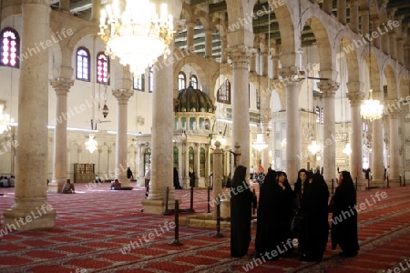 Asien, Naher Osten, Syrien, Damaskus,   Der Innenhof der  Omaijad Moschee im Souq und Altstadt von Damaskus in der Hauptstadt von Syrien. 