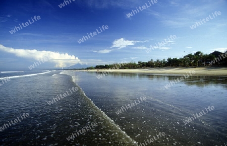 Ein Strand in Nusa Dua im Sueden der Insel Bali in Indonesien in Suedostasien.