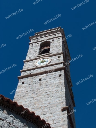 Kirchenturm bis zum Himmel