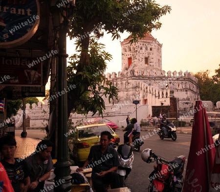 Das Fort Phra Sumen am Menam Chao Phraya Fluss im Historischen Zentrum der Hauptstadt Bangkok in Thailand. 