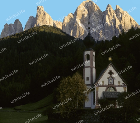 Kirche im Villn?sstal