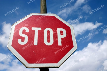 STOP