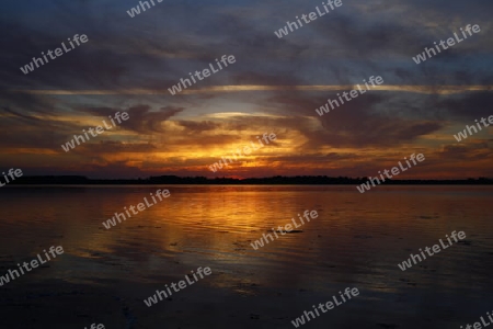 Sonnenuntergang ?ber dem Salzhaff 5