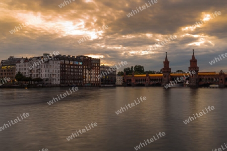 Oberbaumbr?cke am Abend