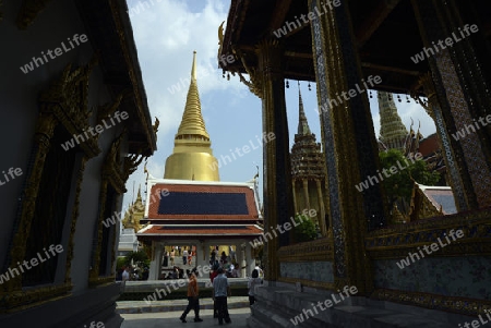 Der Wat Phra Kaew in der Stadt Bangkok in Thailand in Suedostasien.