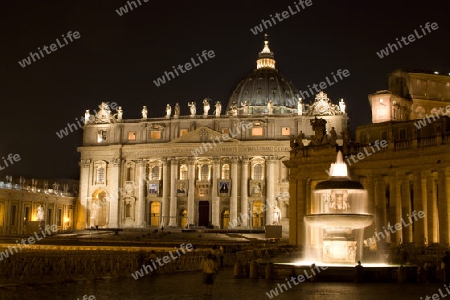 Rom - hl. Peterskirche - Basilika durch die Nacht