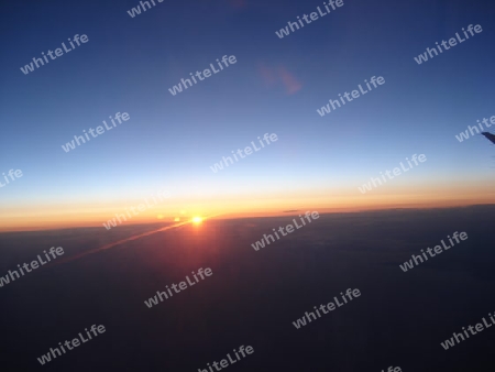 Sonnenuntergang im Flugzeug