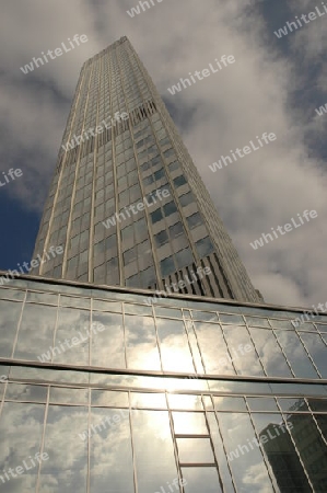 Hochhaus-Fassade in Frankfurt