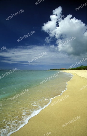 Ein Strand in Nusa Dua im Sueden der Insel Bali in Indonesien in Suedostasien.