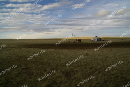 Jurte in der Steppe