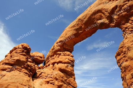 "Turret Arch" im Abendlicht, Arches Nationalpark, Utah, USA