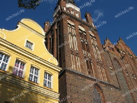 Barockfassade und Backsteingotik